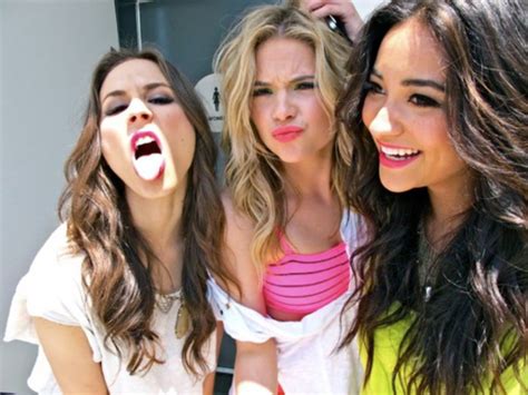 PLL Cast - Pretty Little Liars TV Show Photo (22344242) - Fanpop