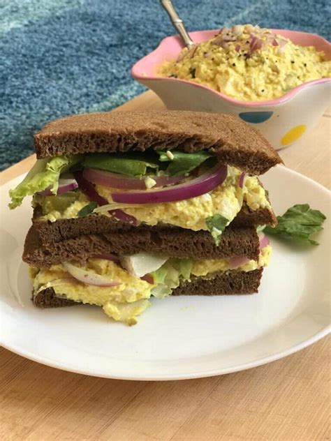 The Easiest Delicious Vegan Egg Sandwich Yum Vegan Blog