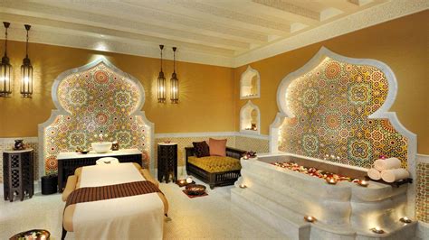 The Hotel You Should Not Miss : Emirates Palace Abu Dhabi | Luxury spa ...