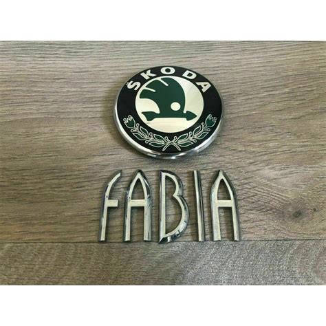 Monogrammes insignes logos badges emblèmes sigles SKODA FABIA