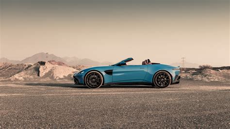 Aston Martin Vantage Roadster | Behance