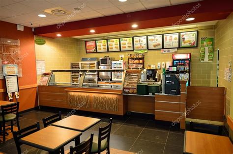 Subway fast food restaurant – Stock Editorial Photo © teamtime #98830784