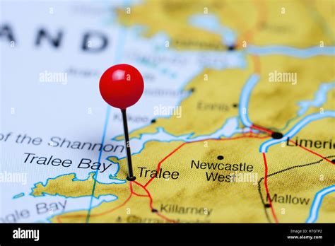 Tralee pinned on a map of Ireland Stock Photo - Alamy