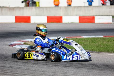 Rennsieg F R Mach Motorsport Beim Dskc Saisonfinale Kart Magazin De