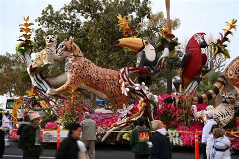 El Desfile de las Rosas regresa con gran éxito en California Diario Libre