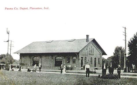 Towns and Nature: Pierceton, IN: Pennsy Depot