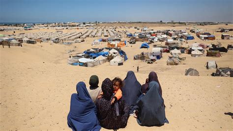 Record 120 Mn People Forcibly Displaced Globally UN World News