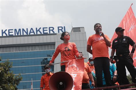 Ini Hasil Pertemuan Buruh Dengan Menaker Ida Fauzi Indonesia Parlemen