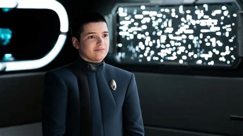 Star Trek Discovery Blu Del Barrio On Why Playing Non Binary