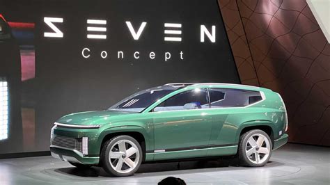 Hyundai Seven Concept At The Los Angeles Auto Show