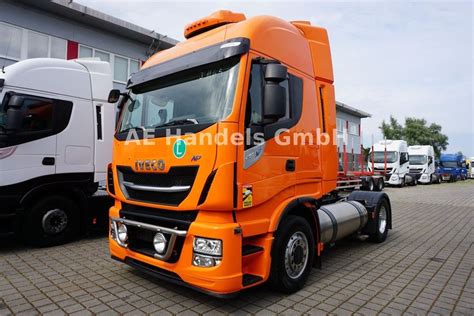 Iveco Stralis Np Hi Way Bl Lng Retarder Standklima Ci Gnik Siod Owy