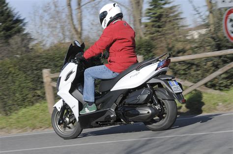 Kymco K Xct Modello Fuori Listino Prezzo Scheda Tecnica Foto