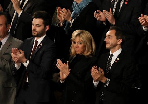 Photo La Première Dame Brigitte Macron Trogneux avec José