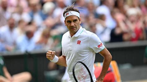 Wimbledon 2021 tennis - 'I hope he goes out!' - Roger Federer jokes ...