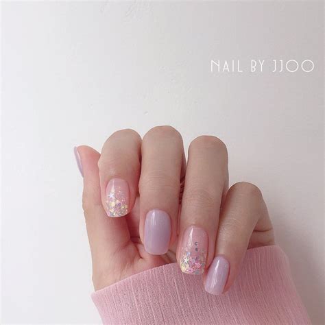 네일바이쭈🎀 언주역네일 En Instagram “8월 이달의아트 글리터는 Makenshop” Korean Nail