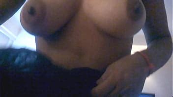 Freed Priya S Big Tits From The Dupatta In The Bed And Rubbed The Cock