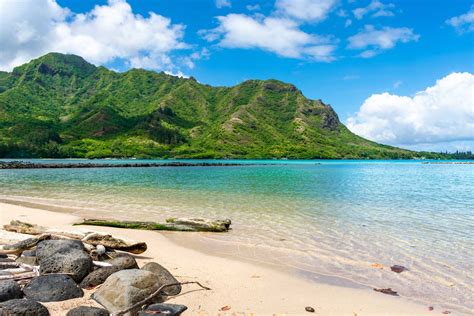 Kahana Bay Beach Park - Aloha Secrets