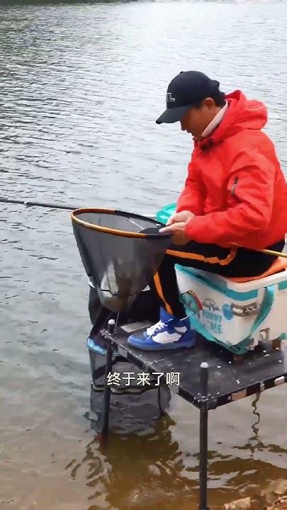 韶山紅旗水庫手竿翹嘴也瘋狂釣魚鰱鳙趕海水庫鄧剛鯽魚草魚 Youtube