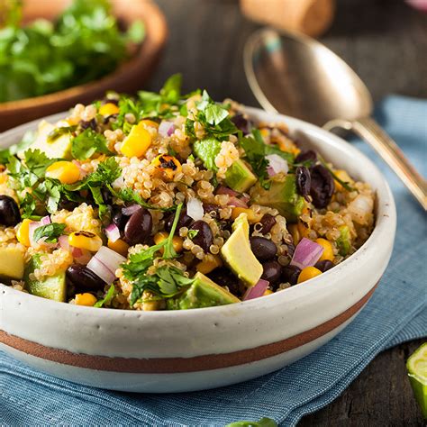 Quinoa Salad La Mexicaine