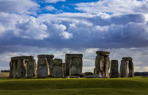 Stonehenge SPOTLIGHT Wiltshire - UK Landscape Photography