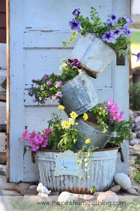 Charming Vintage Garden Decor Ideas Tasteandcraze