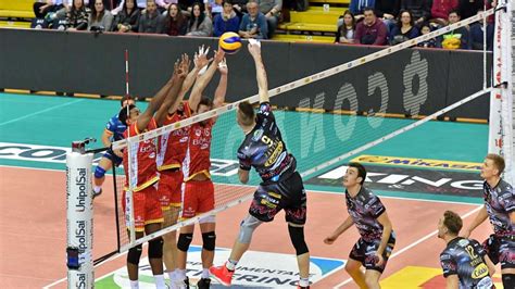 Volley Dopo Anni I Playoff Tornano A Ravenna Arriva La Corazzata