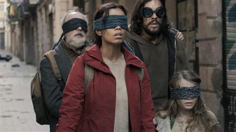 Bird Box Barcelona Eerste Blik Op Spaanse Spin Off Film Van Netflix