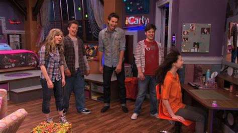 iCarly - 4x01 - iGot a Hot Room - iCarly Image (21399930) - Fanpop