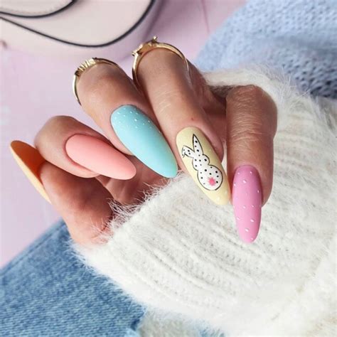 Easter Nails That Are Too Cute To Ignore Bunny French Tip Short