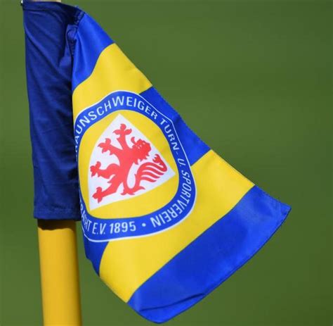 Eintracht Braunschweig Muss 6000 Euro Strafe Bezahlen WELT