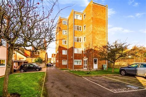 West View Court Heene Road Worthing Bn11 2 Bedroom Flat For Sale