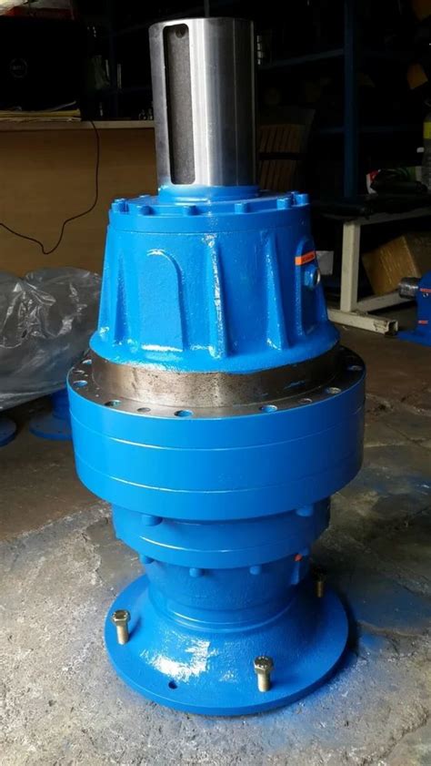 Sae Ph Ac And Pha C Three Stage Two Stage Helical Gearbox