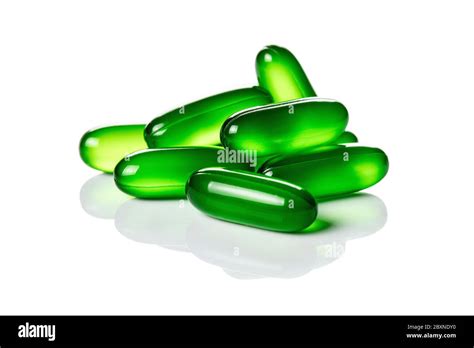 Green gel capsule hi-res stock photography and images - Alamy