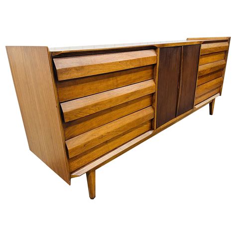 Lane First Edition Tall Dresser Mid Century Modern Walnut 1960s At 1stdibs Lane Mid Century