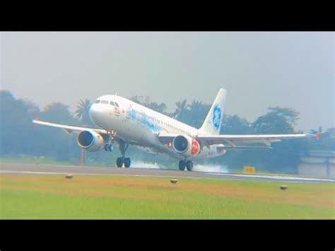 Seru Nonton Pesawat Terbang Naik Dan Turun Di Bandara Kualanamu Medan