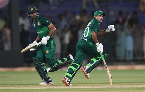 Fakhar Zaman And Abid Ali Take A Run During Their Partnership