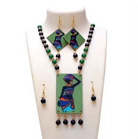 Mansi Hand Painted Wood Beaded Necklace Set At Rs 350 Set In Vadodara