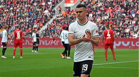 Eintracht Frankfurt Rafael Borré Vor Wechsel Zum Fc Valencia Transfermarkt