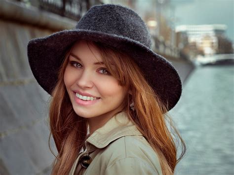 Download Hat Depth Of Field Russian Model Face Smile Woman Anastasiya