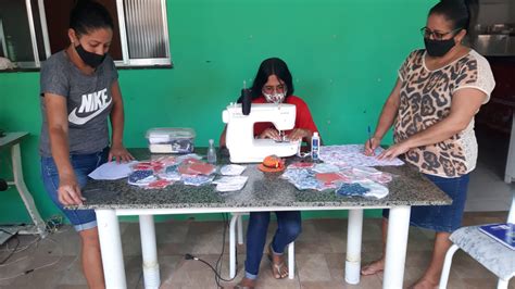 Pais De Alunos Da Escola Municipal Paulo Freire Em Pinheiral