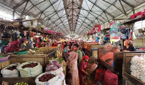 Surabayas Best Popular Traditional Markets