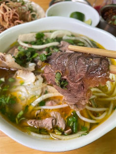 Bún Bò Huế Hương Quán Bún Bò Ngon Quận 1