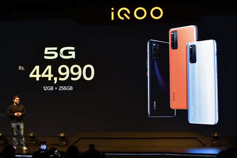 Chinese firms rush to bring 5G smartphones to India