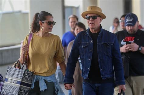 Sotia Lui Bruce Willis In Razboi Cu Paparazzi Ce Declaratii A Facut