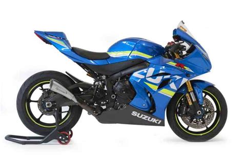 Hp Corse E Suzuki Gsx R Tre Diversi Scarichi Per La Regina Di