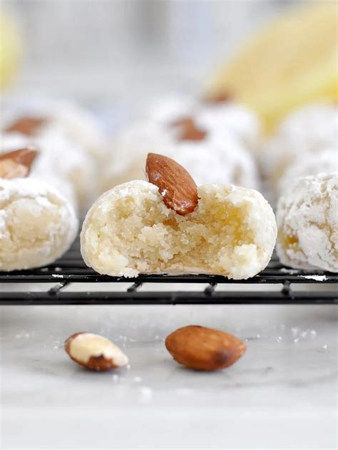 Cooking With Manuela Italian Almond Cookies Pasticcini Alle Mandorle