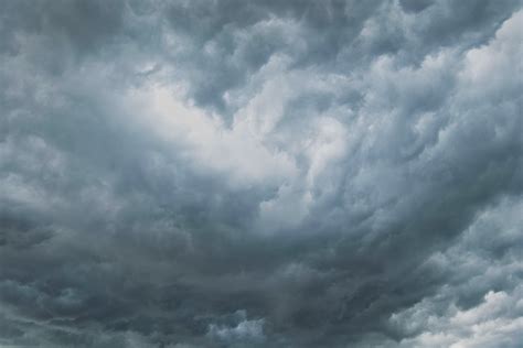 cloudy sky  light clouds photo  clouds image  unsplash