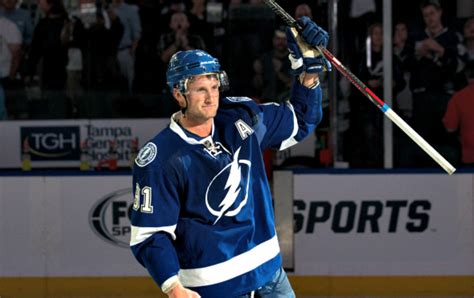 Lightning C Steven Stamkos taken off the ice with a broken leg - Sports ...