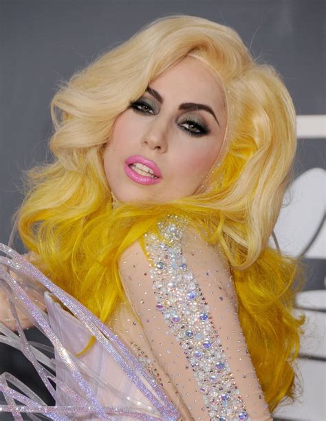 Lady Gagas Best Beauty Looks Popsugar Beauty Uk