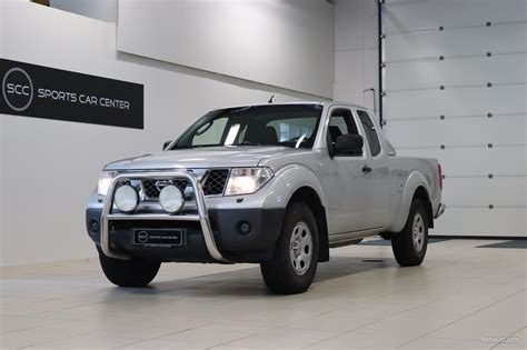 Nissan Navara 2 5 dCi 171 hv XE 4x4 ALV vähennyskelpoinen 9 2022